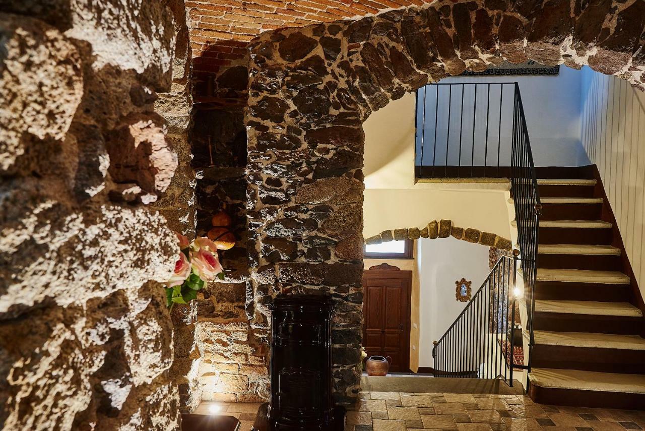 Отель La Casa Del Balivo Доргали Экстерьер фото